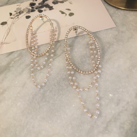 Oval Hoop Pearl Strands Drop Rhinestone Earrings - Picture 4 of 11